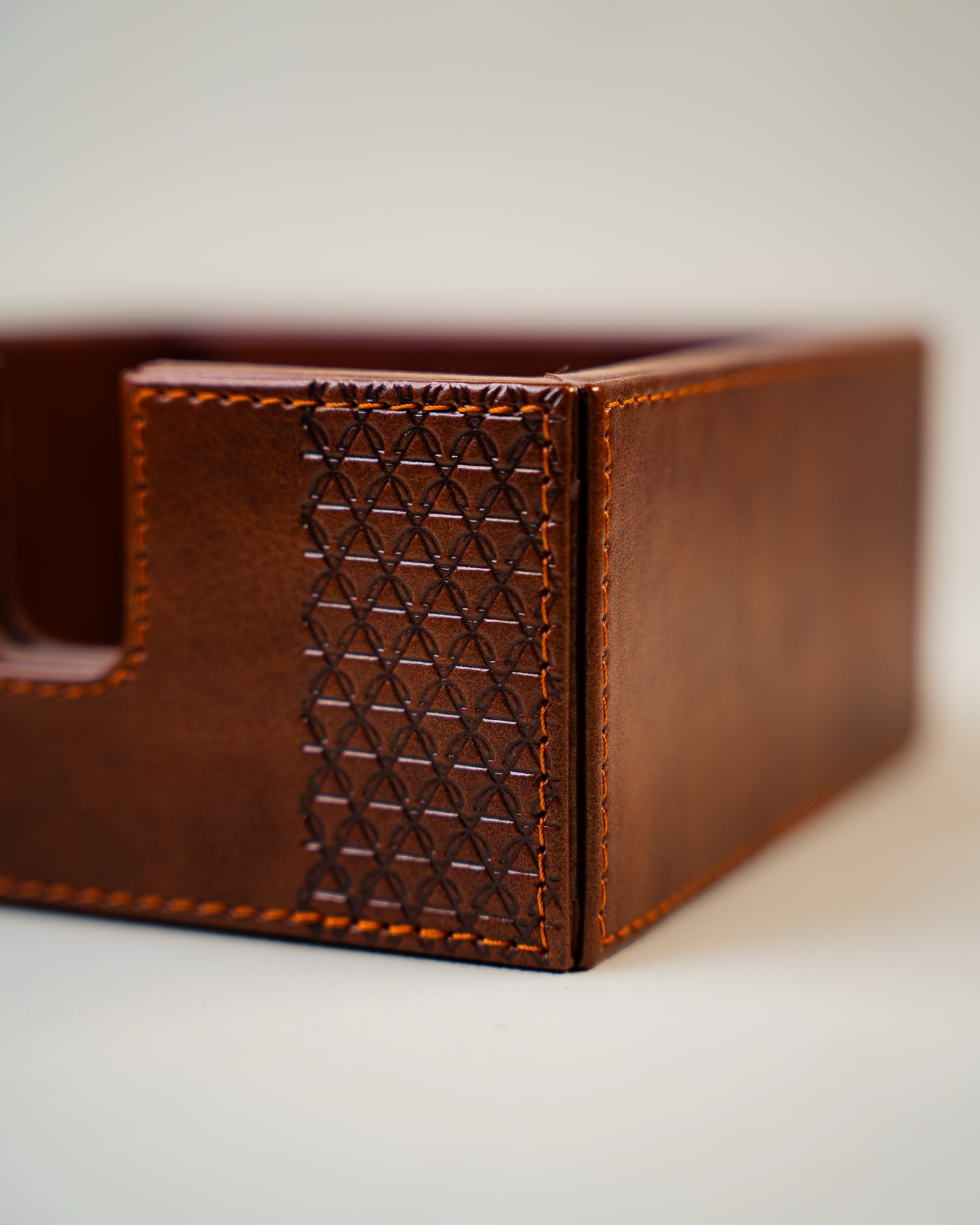 Le Cuir leather work